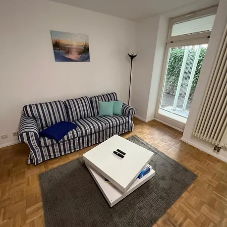 Bernstein Ruhig, Familienfreundlich Mit Garten, Infrarot-sauna Apartmán Rostock