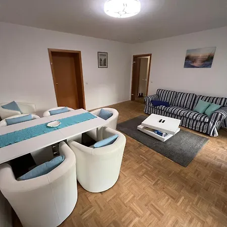 Apartment Bernstein Ruhig, Familienfreundlich Mit Garten, Infrarot-sauna