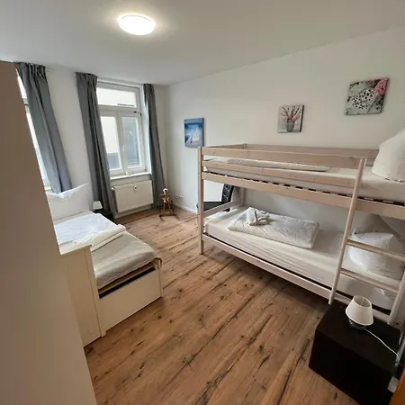 Bernstein Ruhig, Familienfreundlich Mit Garten, Infrarot-sauna * Rostock