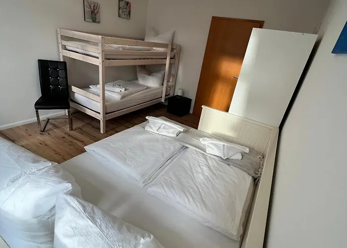 Bernstein Ruhig, Familienfreundlich Mit Garten, Infrarot-sauna Lägenhet Rostock