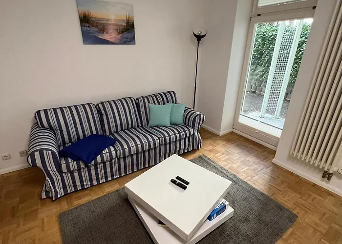 Bernstein Ruhig, Familienfreundlich Mit Garten, Infrarot-sauna Lägenhet Rostock