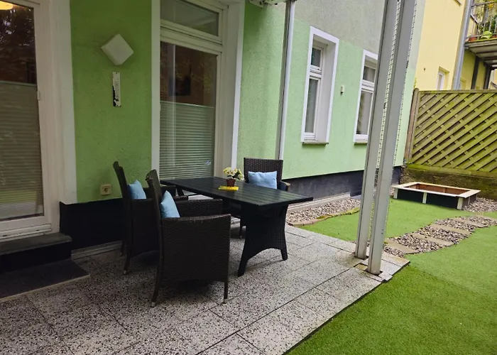 Bernstein Ruhig, Familienfreundlich Mit Garten, Infrarot-sauna Rostock